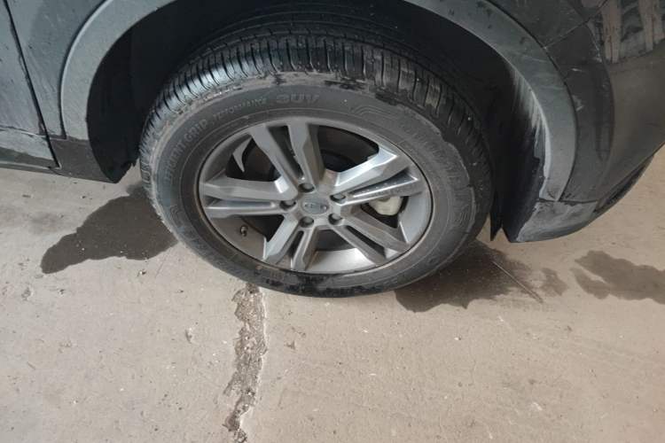 Used Geely Auto Emgrand X7 Sport 2021 Million Edition 1.8TD Manual Two-Wheel Drive Comfort Model Right Front Wheel Hub