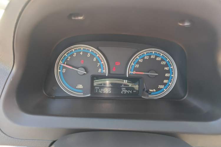 Used Baojun 730 2014 1.5L manual Comfort ESP version 7 seats