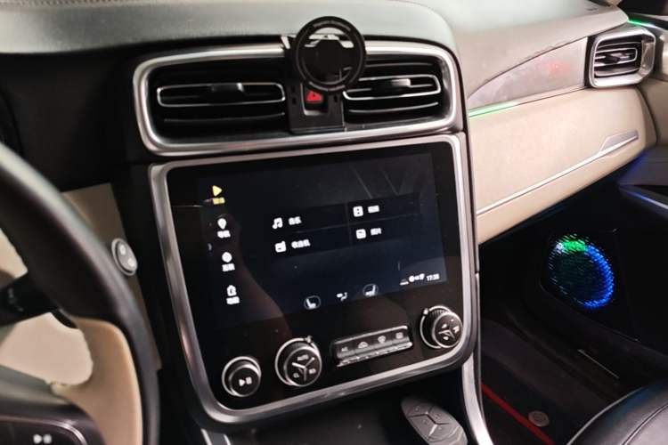 Used Lynk & Co 01 2017 2.0T Two-Wheel Drive Zhaopu Version
