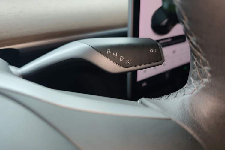 Used Tesla Model 3 2021 Performance High-Performance All-Wheel-Drive Version Gear Lever