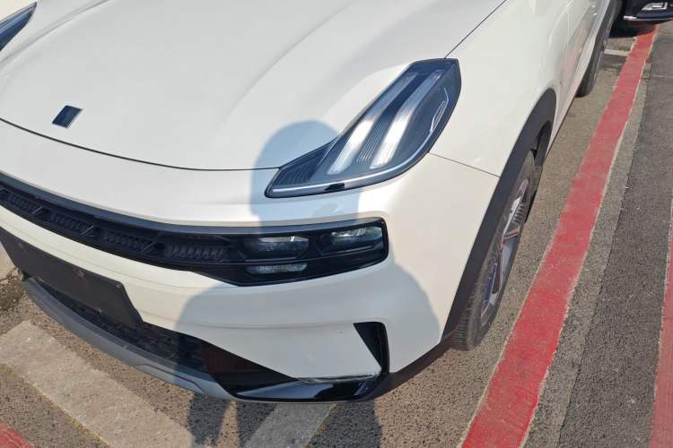 Used Lynk & Co 06 EM-P 2022 PHEV 84 km Range Pro Version