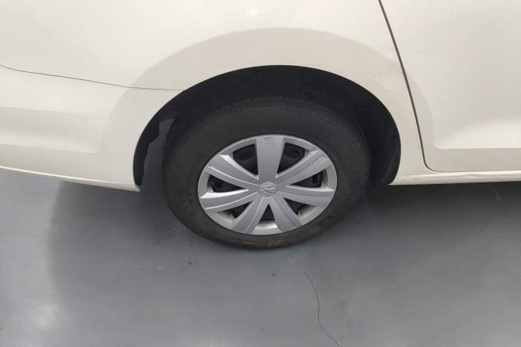 Used Volkswagen Jetta 2017 1.5L Manual Fashion Edition
