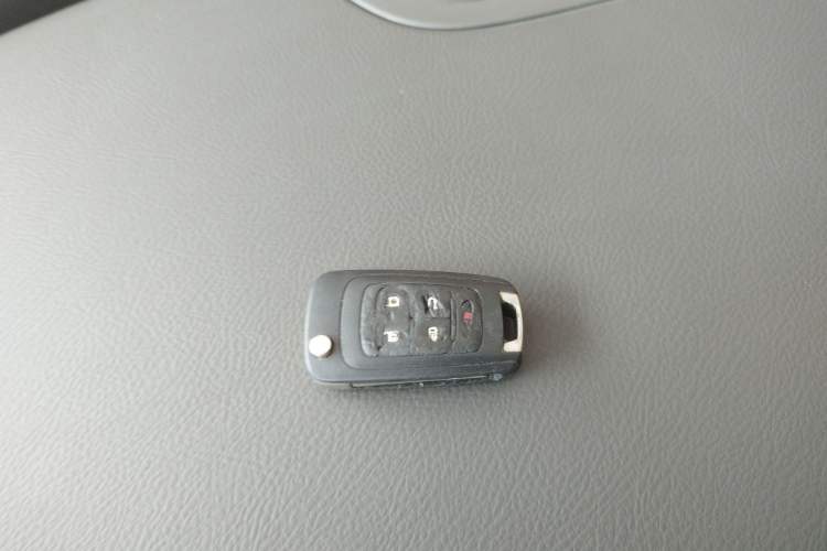 Used Buick GL8 2011 3.0L XT Luxury Business Flagship Edition Vehicle Key