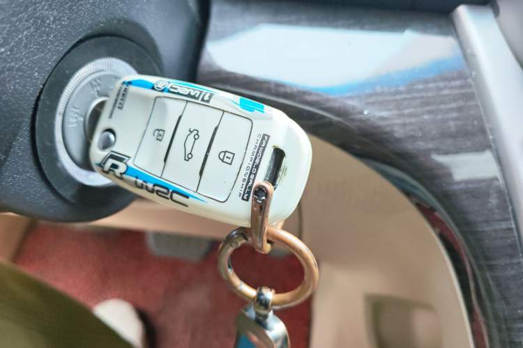 Used CHANGAN Raeton 2014 1.8T Automatic Elite Anniversary Edition China V Standard