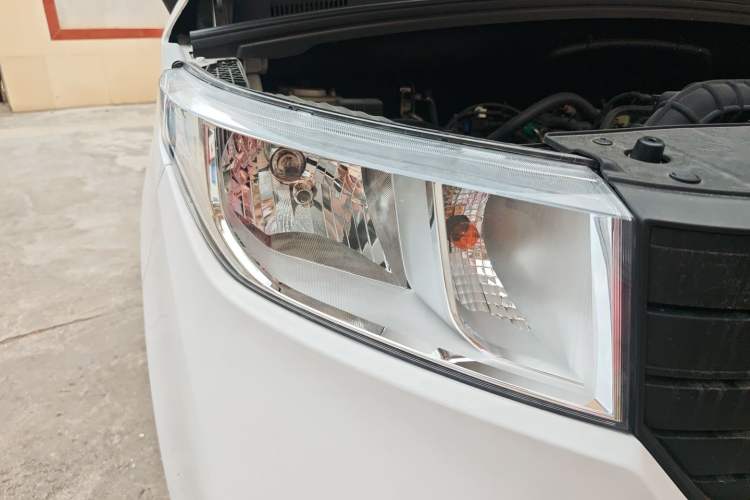 Used Wuling Hongguang PLUS 2020 1.5L Manual Standard Edition 5 Seats