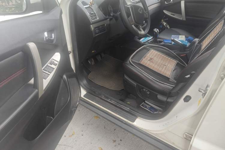 Used Geely Auto GX7 2015 Classic Edition 1.8L Manual New Urban Model China IV