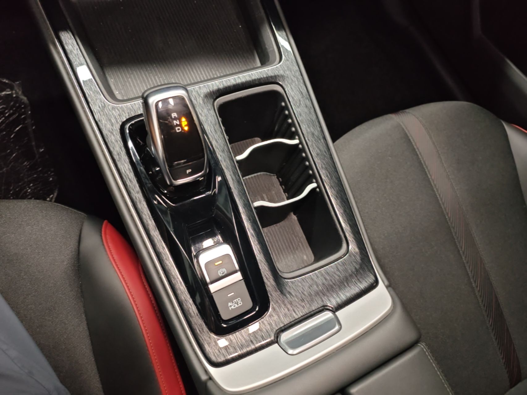 Dongfeng Aeolus Yixuan MAX 2023 1.5T Super-Powered Dad Edition — снимка 16