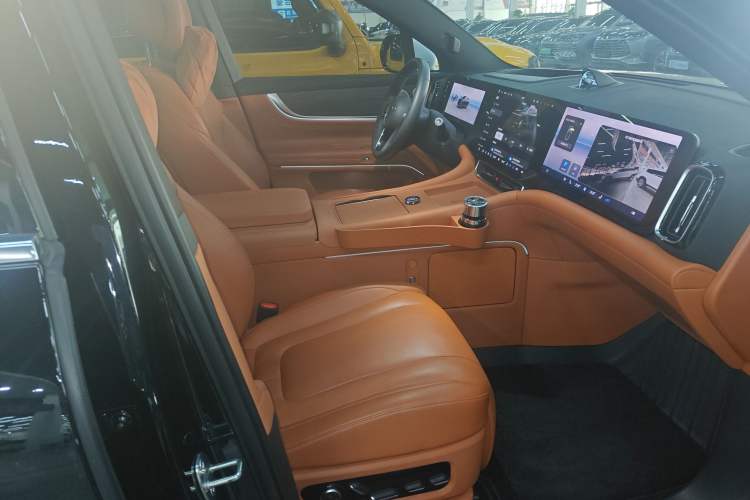 Used Hima AITO M9 2024 Range-Extended Ultra Version 42 kWh 6-Seater Model
