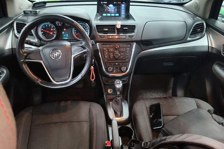 Used Buick Encore 2015 1.4T Automatic Two-Wheel Drive Urban Elite Version
