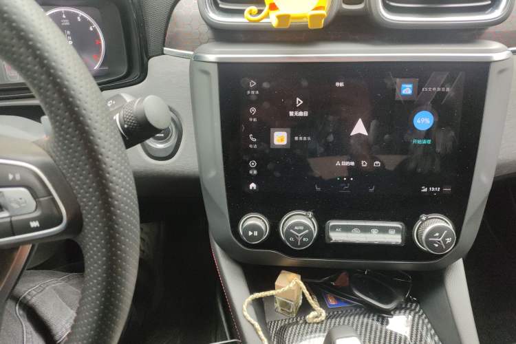 Used Lynk & Co 03 2019 1.5TD DCT JingPro Edition China VI Standard Audio And AC Panel