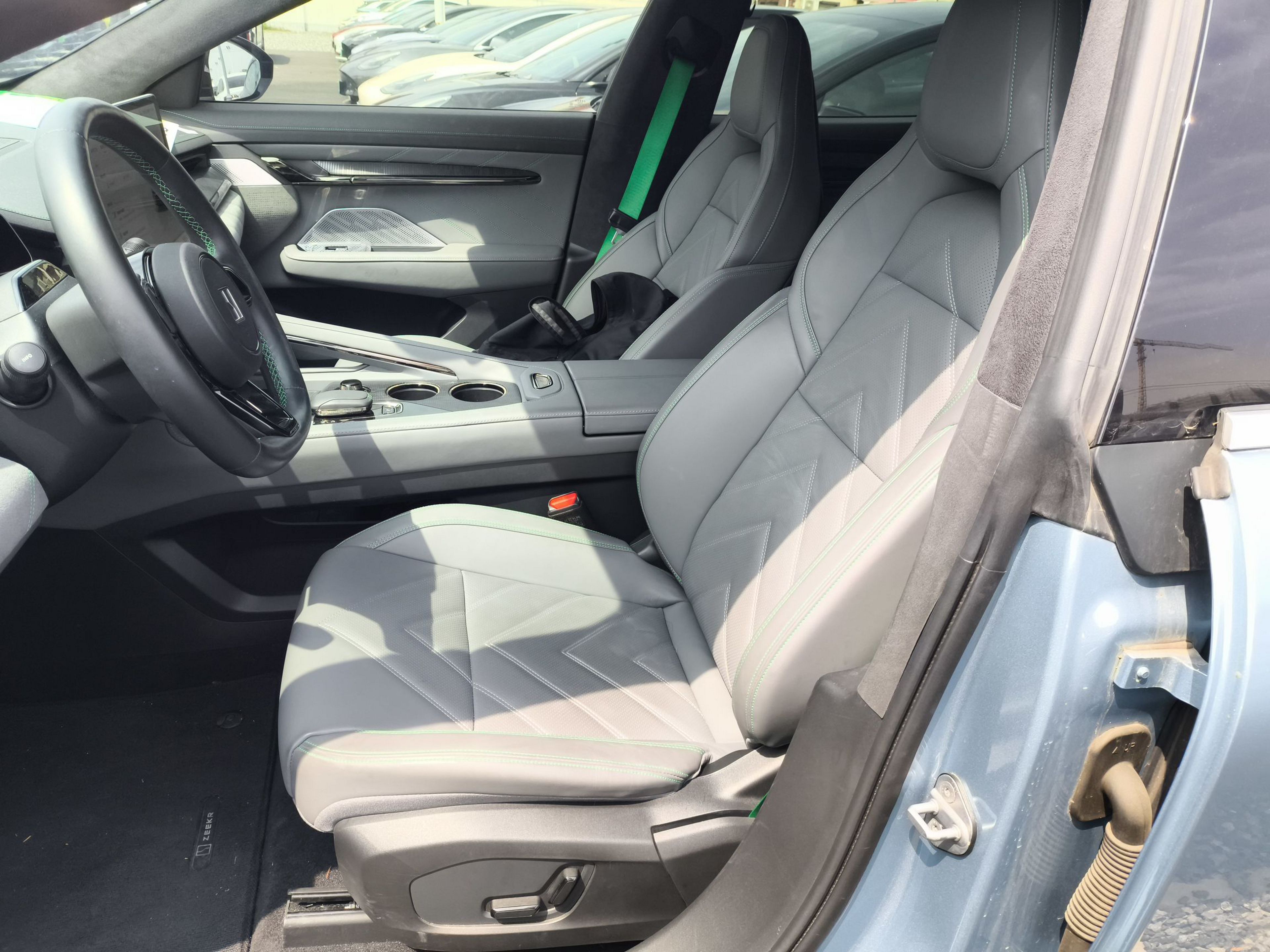 Avant de la voiture