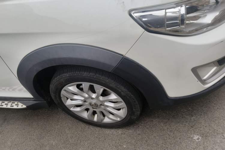 Used Dongfeng Aeolus AX3 2016 1.5L Manual ZhiKu Model