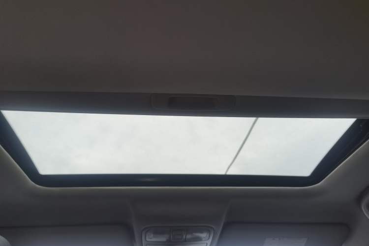 Used CHANGAN CS75 2014 1.8T Automatic Elite Model China IV Standard Headliner