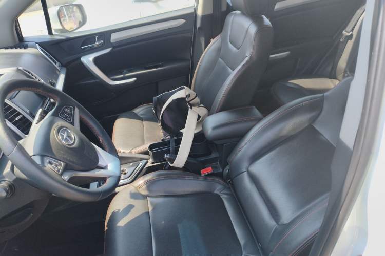 Used JAC Group Refine S3 2016 1.5L CVT Luxury Smart Version Left Front Seat