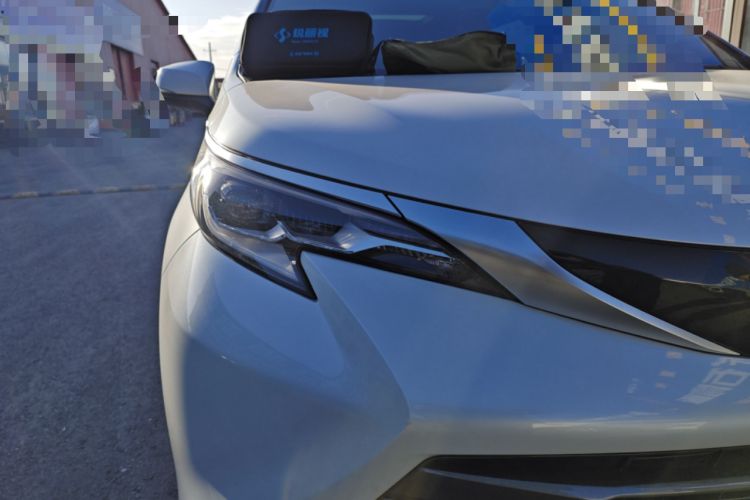 Used Toyota Sienna 2021 2.5L Hybrid Ultimate Edition