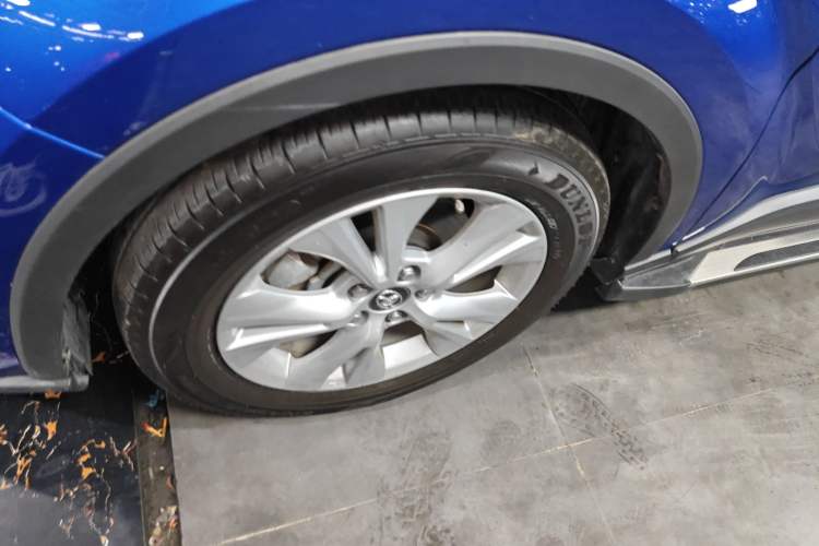 Used Toyota IZOA 2021 Dual-Motor 2.0L Yi Xing Edition