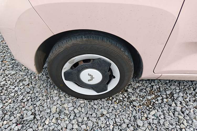 Used Wuling Hongguang MINIEV 2022 Macaron Premium Model – Lithium Iron Phosphate