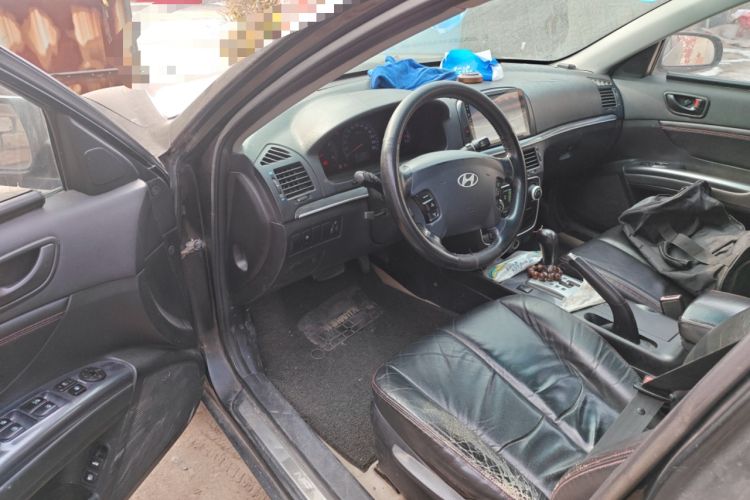 Used Hyundai NF 2006 2.0L Automatic Luxury Edition
