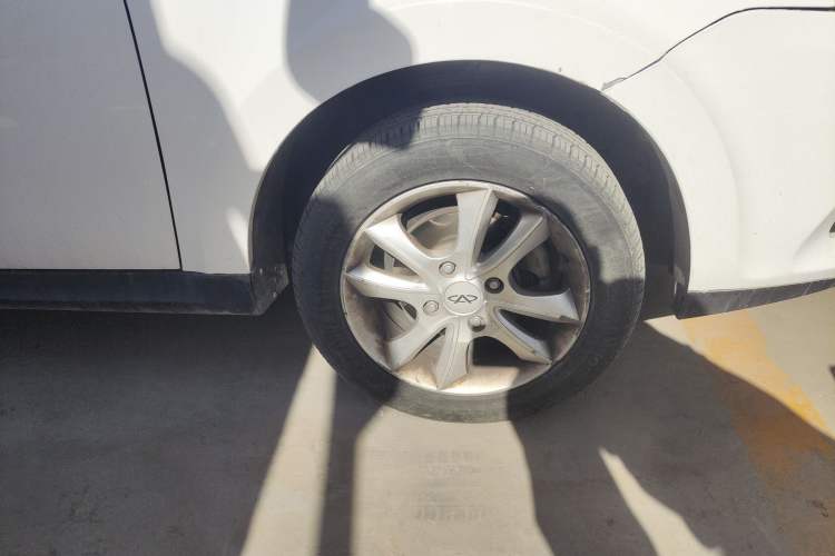 Used Chery E5 2014 1.5L Manual Youyue Model Right Front Wheel Hub