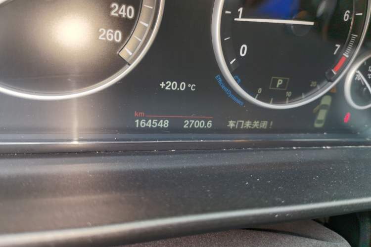 Used BMW 5 Series 2014 525Li Luxury Design Package
