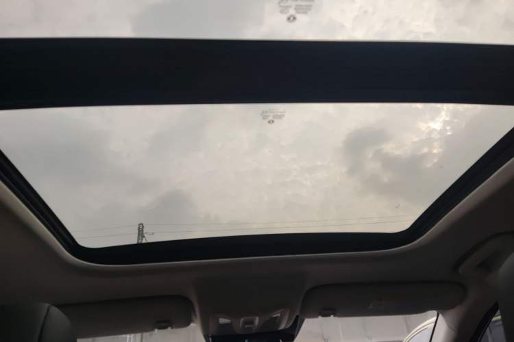 Used Dongfeng Aeolus Yixuan MAX 2023 1.5T Super-Powered Dad Edition
