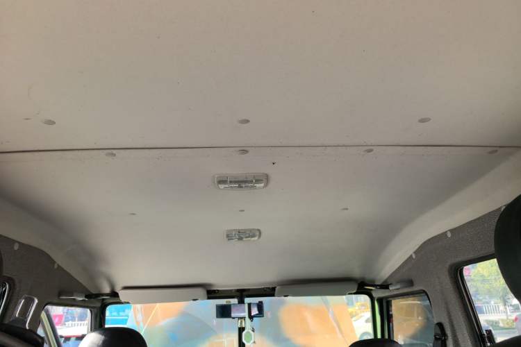 Used BAW Warrior 2019 2.4T Three-Door Four-Wheel Drive Short Wheelbase Gasoline Version China VI Emission Standard
