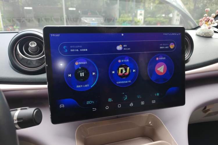 Used BYD Dolphin 2021 405 km Fashion Edition Audio And AC Panel