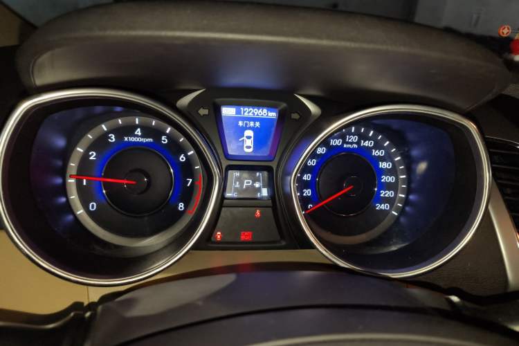 Used Hyundai Elantra (5th Generation / Langdong) 2012 1.6L Automatic Leading Model
