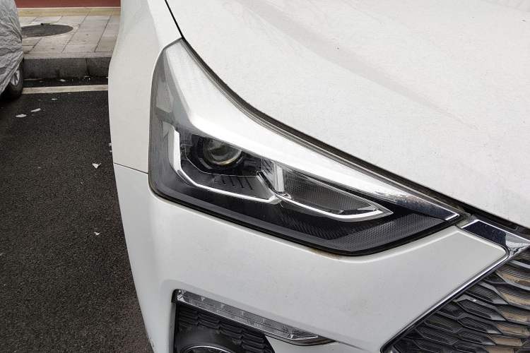 Used Haval H6 Coupe 2019 1.5T Automatic Two-Wheel Drive Ultra-Luxury Smart Connectivity Version China V Emission Standard
