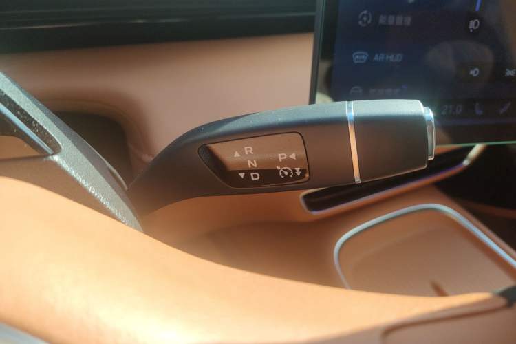 Used Deepal S07 2023 200Max Range-Extended Version
