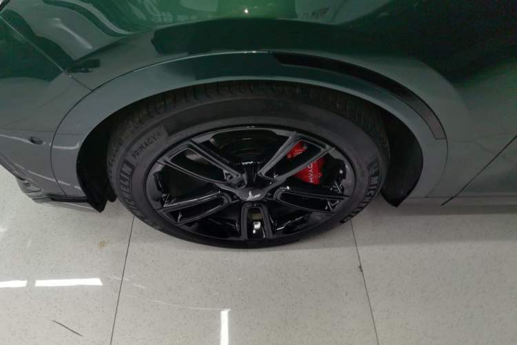 Used VOYAH FREE 2025 318 259 km All-Wheel-Drive Exploration Edition Left Front Wheel Hub