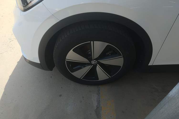 Used Volkswagen ID.4 X 2025 Smart Version Pure & Intelligent Enjoyment Edition
