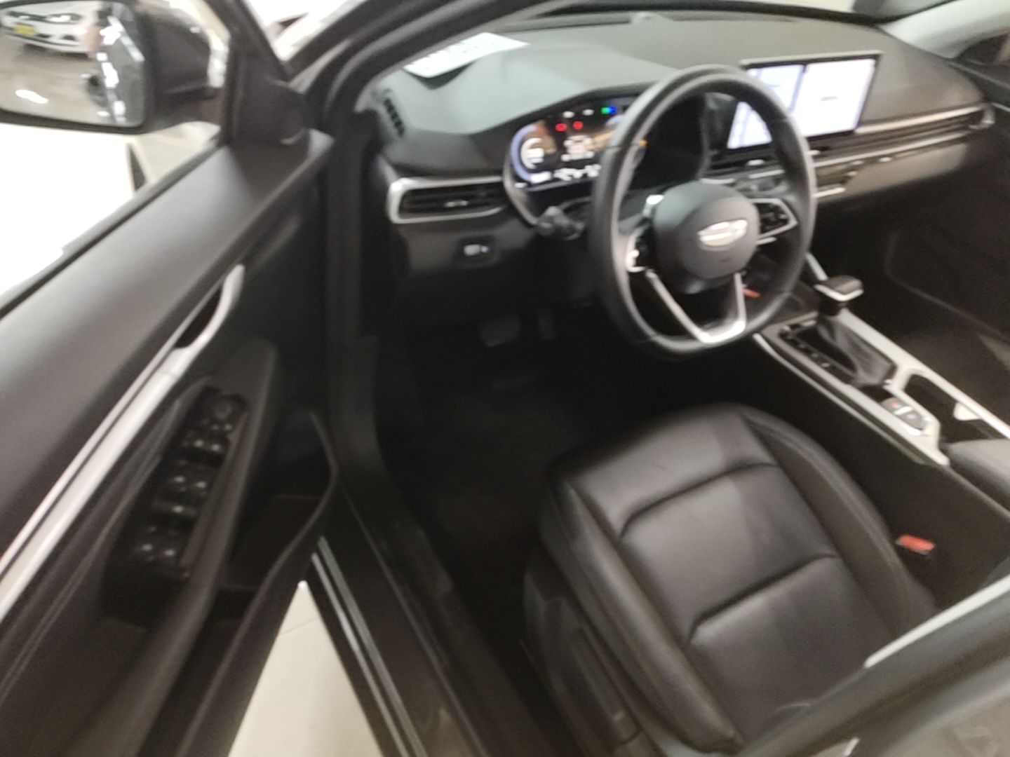Geely Auto Emgrand 2025 4th Generation 1.5L CVT Luxury Version — снимка 18