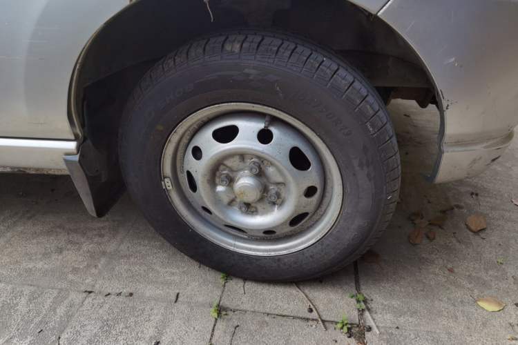 Used Wuling Zhiguang 2010 1.0L New Version Practical Short-Body L2Y