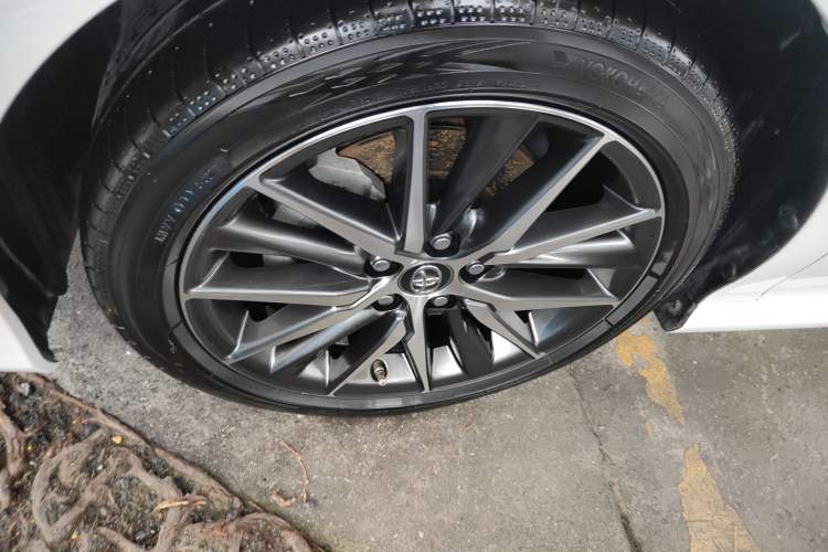 Used Toyota Camry 2021 2.5G Luxury Edition
