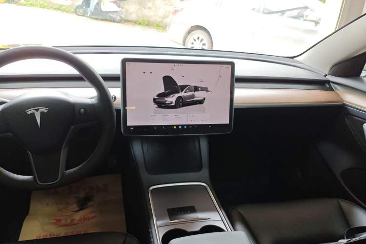Used Tesla Model 3 2022 Rear-Wheel-Drive Version Audio And AC Panel