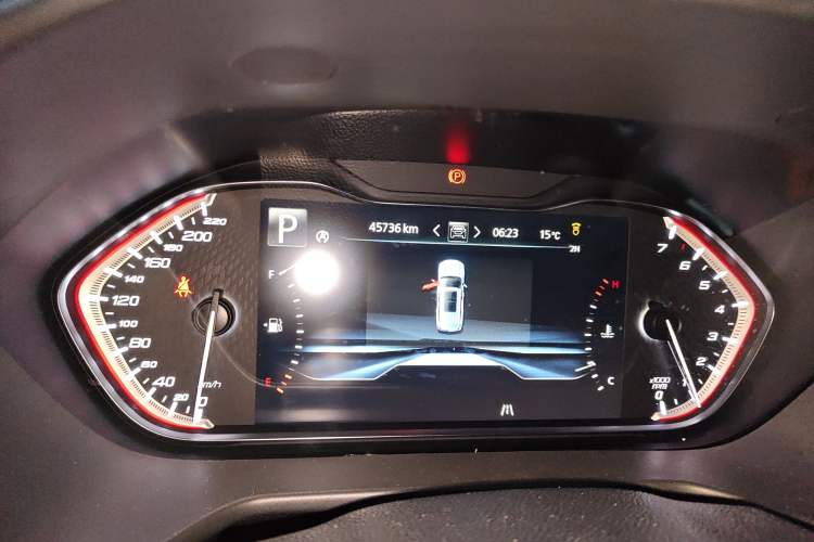 Used SAIC MAXUS D90 2017 2.0T Automatic All-Wheel Drive Sirius Odometer Close Up