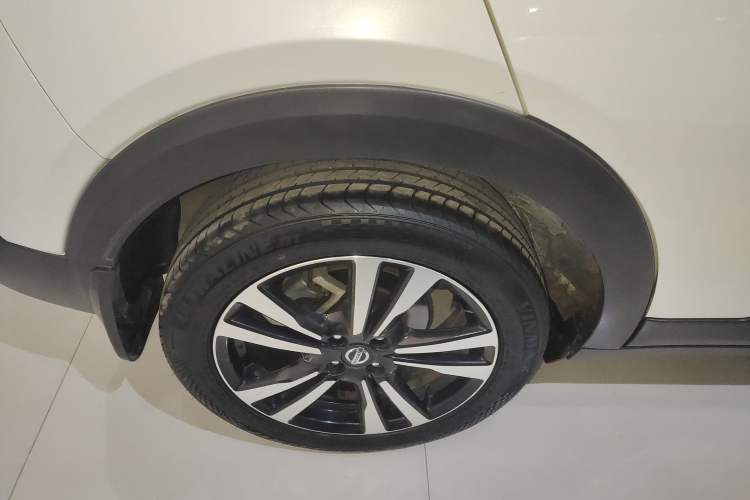 Used Nissan Kicks 2020 1.5L XL CVT Cool Enjoyment Edition Right Rear Wheel Hub