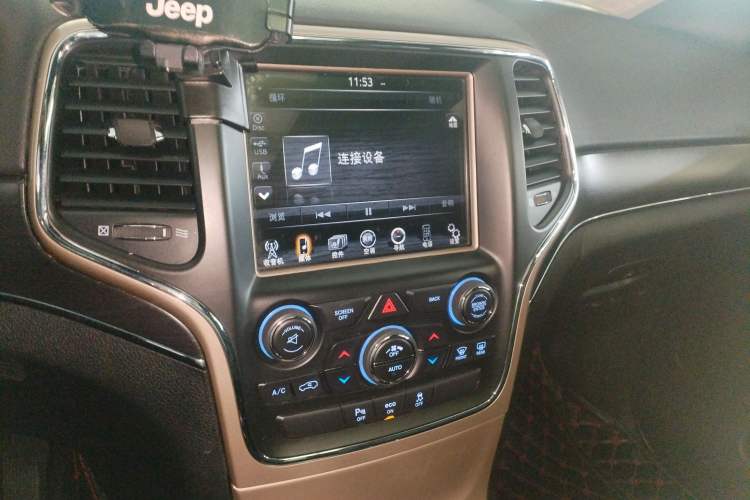 Used Jeep Grand Cherokee 2014 3.0L Comfort Navigation Edition