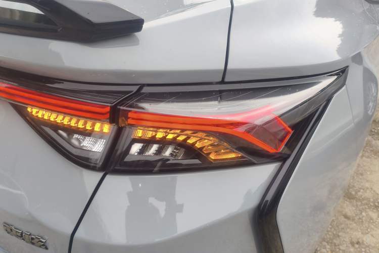 Used Dongfeng Aeolus Yixuan 2023 Mach Edition 1.5T Automatic Dream-Chasing Rider Version