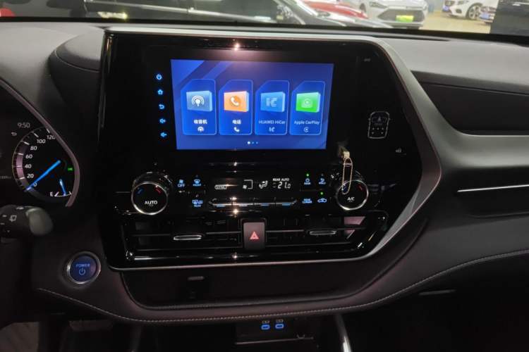 Used Toyota Highlander 2022 Dual-Engine 2.5L Two-Wheel Drive Elite Edition 7-Seater
