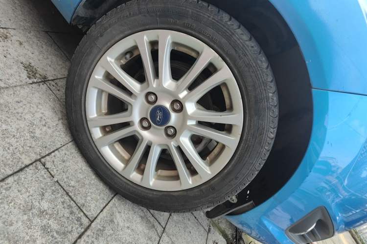 Used Ford Fiesta 2013 Hatchback 1.5L Automatic Fashion Edition
