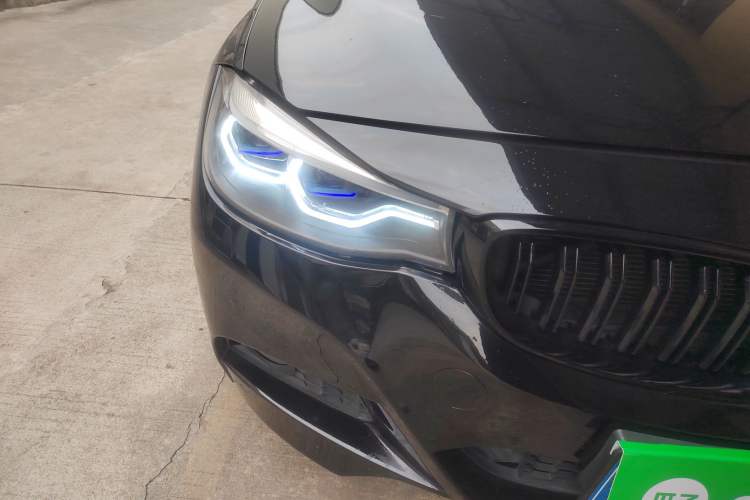 Used BMW 3 Series GT 2013 328i Sport Design Package Right Front Headlight