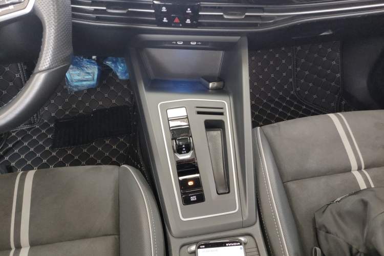 Used Volkswagen Golf 2023 280TSI DSG R-Line Lite