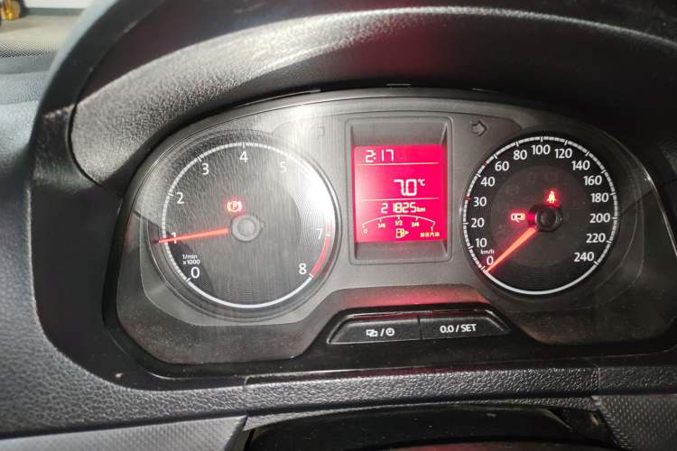 Used Volkswagen Jetta 2017 1.5L Manual Fashion Edition
