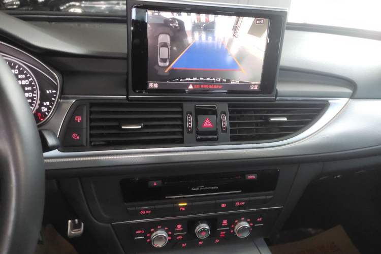 Used Audi A6L 2018 30th Anniversary Edition 35 TFSI Fashion Model Audio And AC Panel