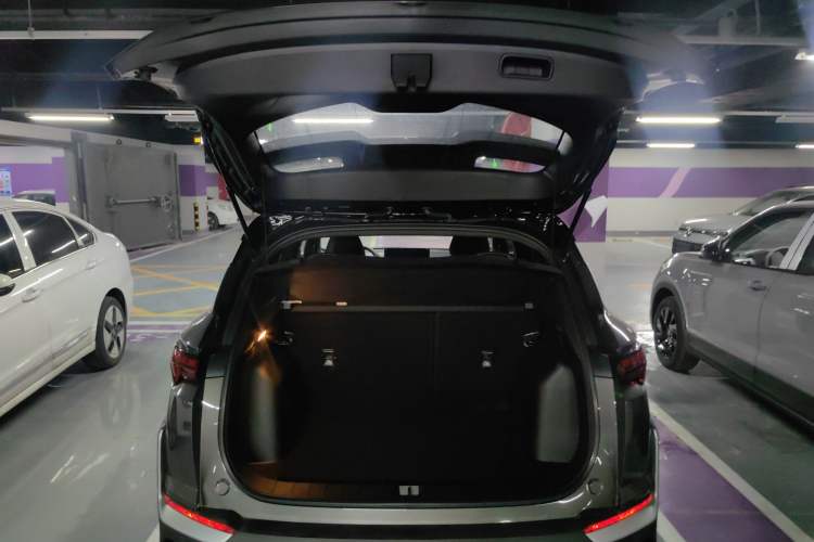 Used Geely Auto Coolray 2025 Bin Yue L 1.5TD DCT Star Diamond