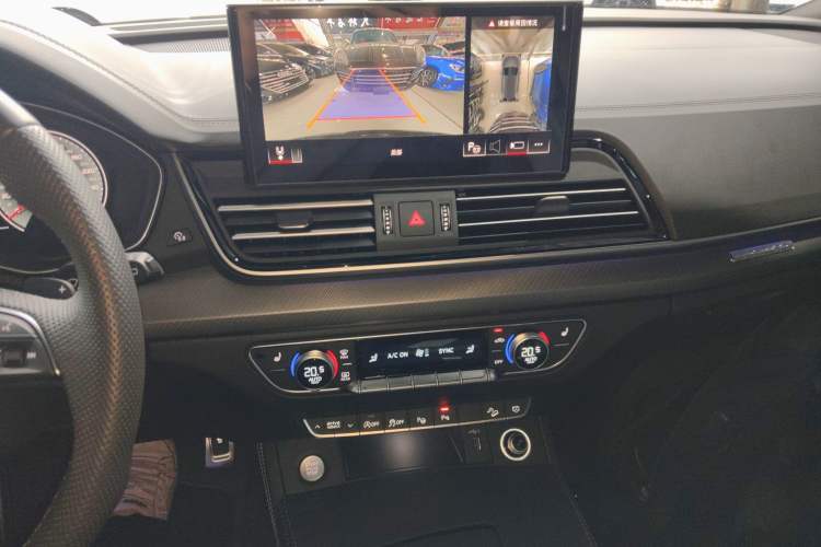 Used Audi Q5L 2025 quattro 45th Anniversary Edition 45 TFSI Luxury Dynamic Model