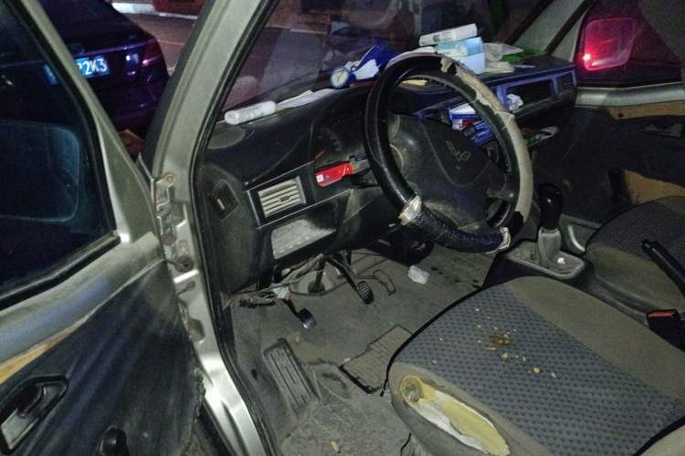 Used Wuling Zhiguang 2013 1.0L Practical Version