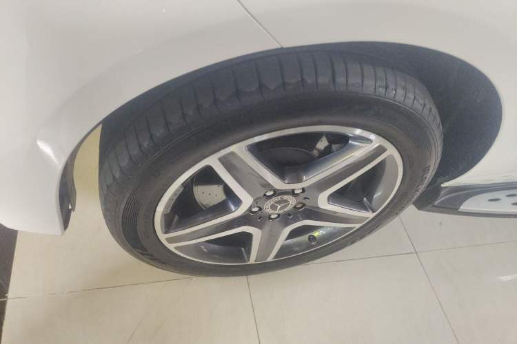 Used Mercedes-Benz GLE-Class 2018 GLE 400 4MATIC U.S. specification
